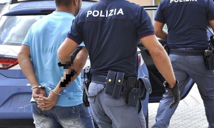 Telefonava alla ex anche 150 volte al giorno: un 39enne arrestato per stalking