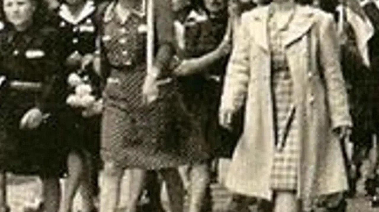 Mostra a Lecco celebra il ruolo delle donne nella Resistenza locale. Esposizione documentale promossa dall'Anpi Lecco valorizza il contributo femminile alla liberazione del Paese.