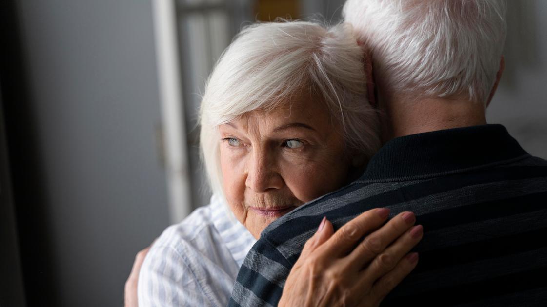 Le Rsa non possono chiedere soldi alle famiglie per i malati di demenza e Alzheimer. La sentenza: si può chiedere il rimborso Le Rsa non possono chiedere soldi alle famiglie per i malati di demenza e Alzheimer. La sentenza: si può chiedere il rimborso