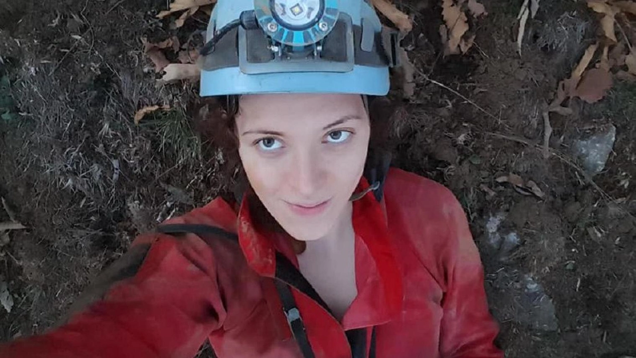 Speleologa bloccata nella grotta. Corsa contro il tempo per salvarla. Nel 2023 cadde nello stesso punto