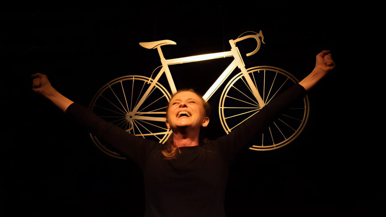 Monica Faggiani racconta a teatro la storia della donna che sfidò le convenzioni. A Nova Milanese una vicenda dimenticata che risale agli anni Venti. Monica Faggiani racconta a teatro la storia della donna che sfidò le convenzioni. A Nova Milanese una vicenda dimenticata che risale agli anni Venti.