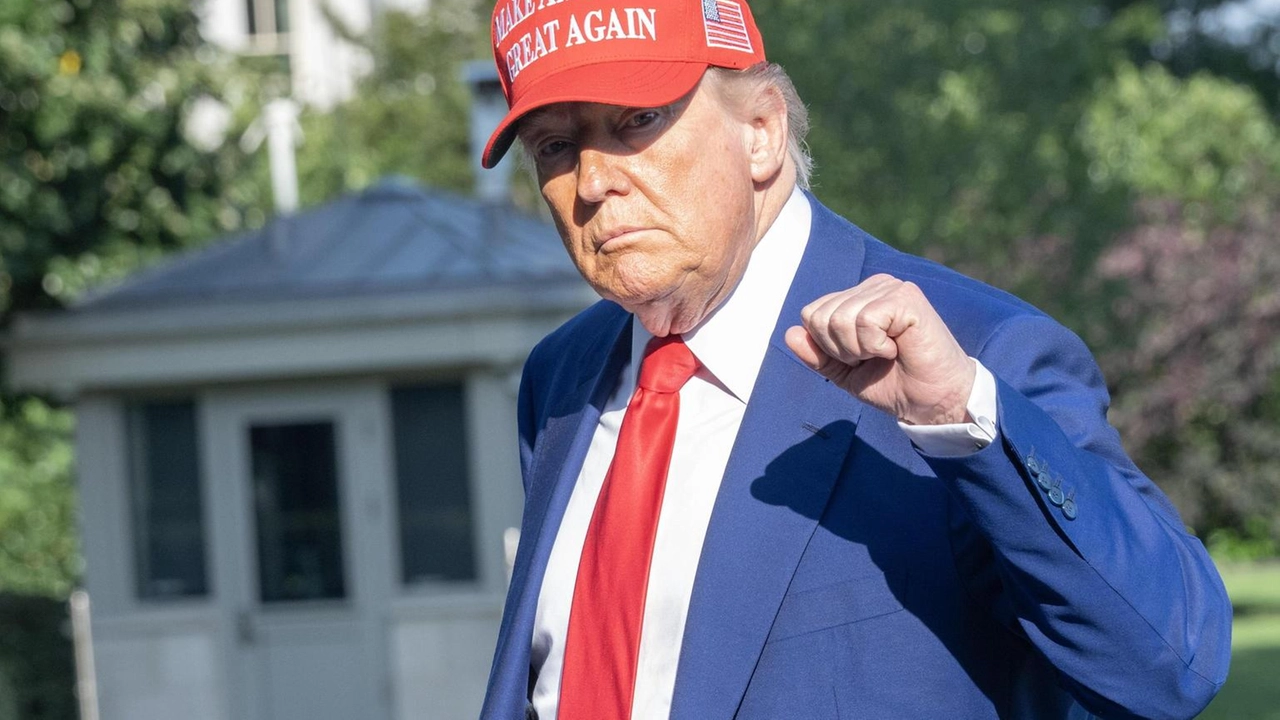 Il presidente Usa, sganciato carico completo di bombe su Fordow Il presidente Usa, sganciato carico completo di bombe su Fordow