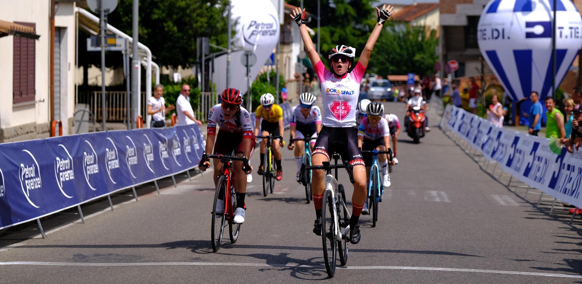 Nicole Bracco conquista la tredicesima vittoria al Trofeo Rosa di Montalto Nicole Bracco conquista la tredicesima vittoria al Trofeo Rosa di Montalto