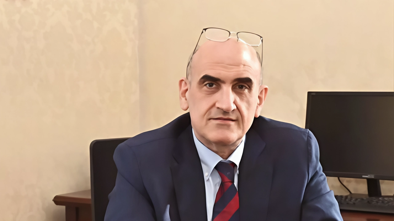 Il prefetto di Lodi Enrico Roccatagliata ha presieduto il tavolo di confronto sulla situazione nel territorio Il prefetto di Lodi Enrico Roccatagliata ha presieduto il tavolo di confronto sulla situazione nel territorio