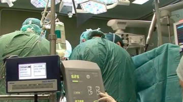 Paderno Dugnano, doveva essere operato per un tumore alla prostata: gli amputano l’avambraccio destro