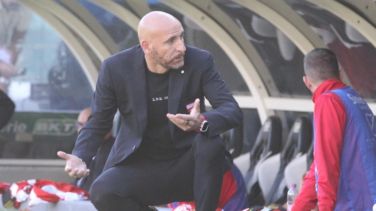 Il tecnico del Mantova Possanzini ha chiuso la carriera da calciatore a Cremona Il tecnico del Mantova Possanzini ha chiuso la carriera da calciatore a Cremona