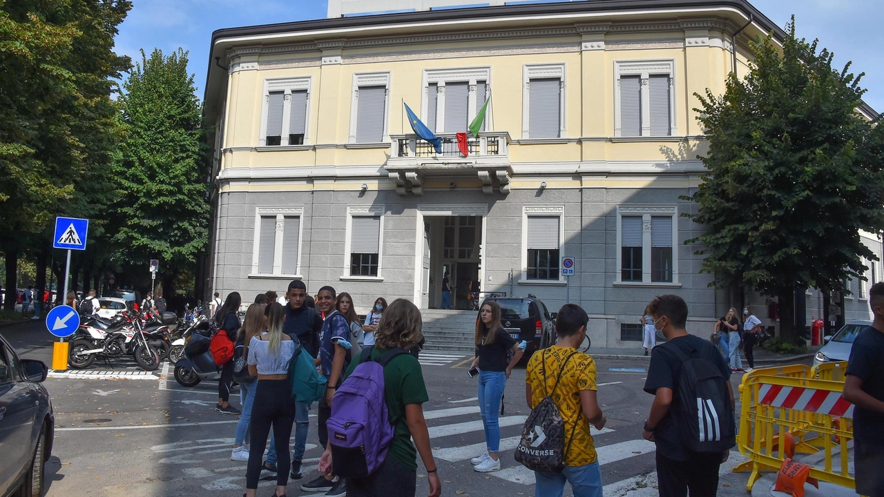 I cantieri dovrebbero chiudere a fine anno Nessuna interferenza con le attività didattiche grazie alle aule temporanee I cantieri dovrebbero chiudere a fine anno Nessuna interferenza con le attività didattiche grazie alle aule temporanee