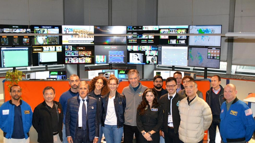 Fra loro anche Paolo Nespoli, insieme a Anthea Comellini e Andrea Patassa Fra loro anche Paolo Nespoli, insieme a Anthea Comellini e Andrea Patassa