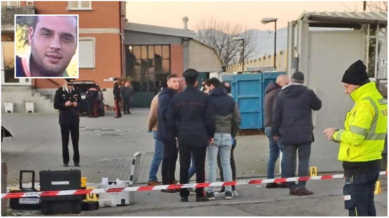 Roberto Guerrisi, 42 anni ucciso con un colpo di calibro 22 A sinistra e a destra i rilievi dei carabinieri sul luogo del delitto Roberto Guerrisi, 42 anni ucciso con un colpo di calibro 22 A sinistra e a destra i rilievi dei carabinieri sul luogo del delitto