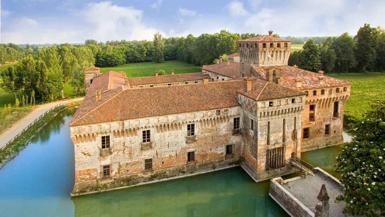 Castello di Padernello Castello di Padernello