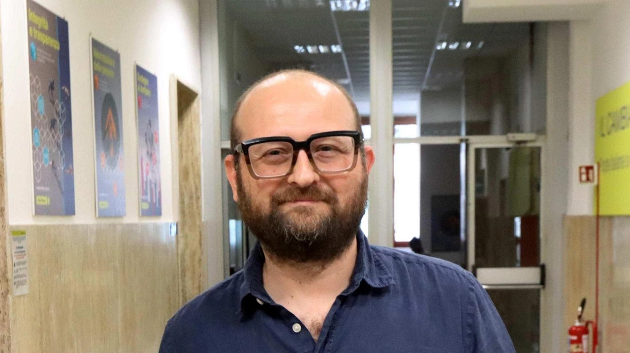Giuliano Grigoletto direttore dell’ufficio postale di via Novara ha avvisato le forze dell’ordine (Salmoirago)
