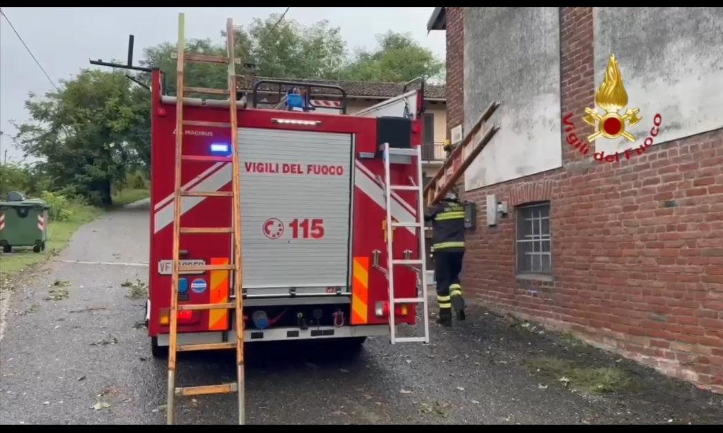c8217232 un forte odore di gas tra le case scatta l8217allarme a san colombano al lambro
