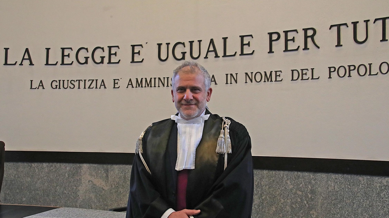 Il procuratore generale di Sondrio Piero Basilone Il procuratore generale di Sondrio Piero Basilone