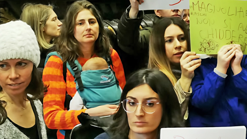 La protesta delle mamme La protesta delle mamme