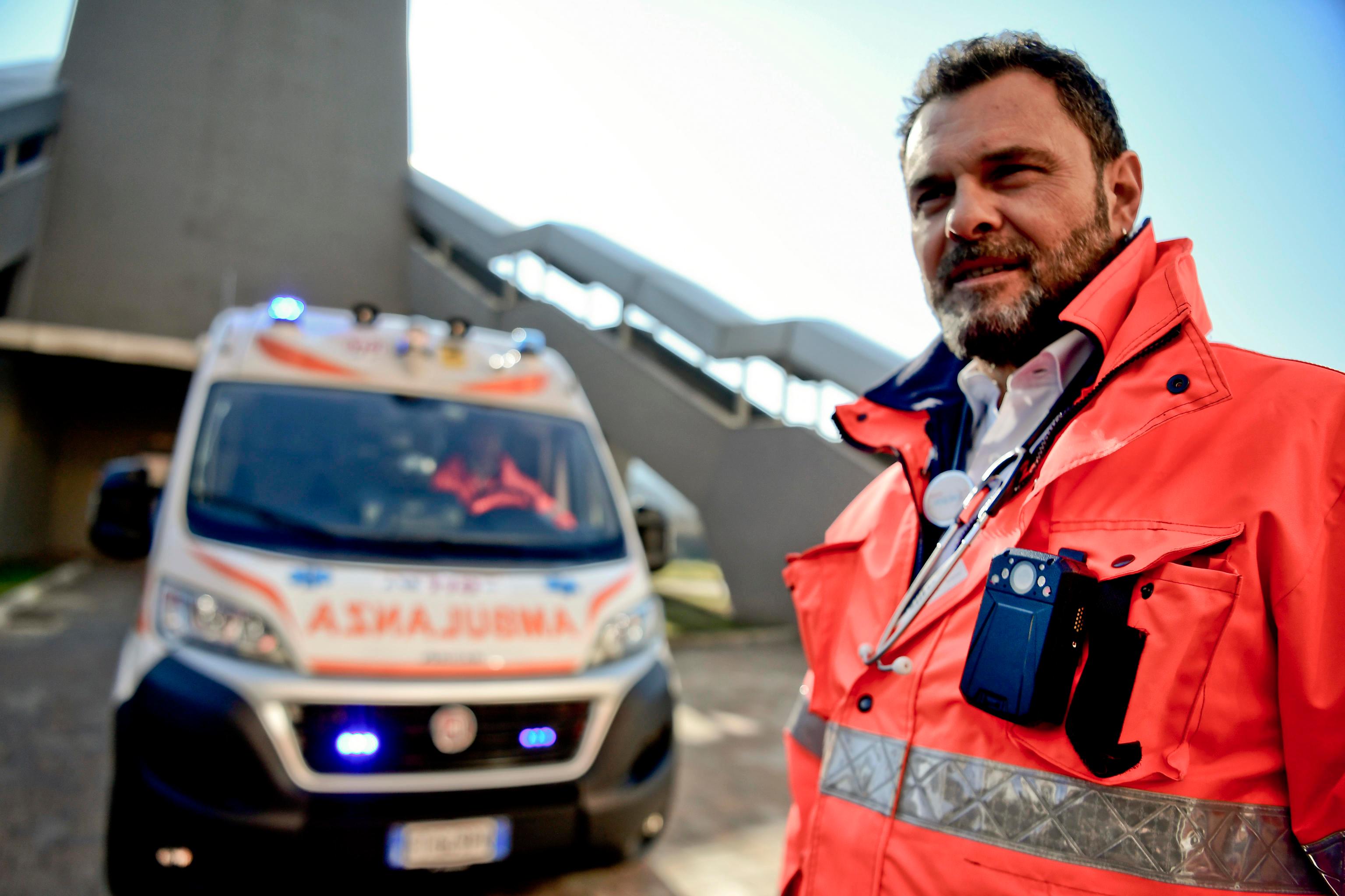Ospedali, aggressioni in corsia: bodycam ai medici e infermieri nei pronto soccorso Ospedali, aggressioni in corsia: bodycam ai medici e infermieri nei pronto soccorso