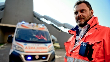 Ospedali, aggressioni in corsia: bodycam ai medici e infermieri nei pronto soccorso