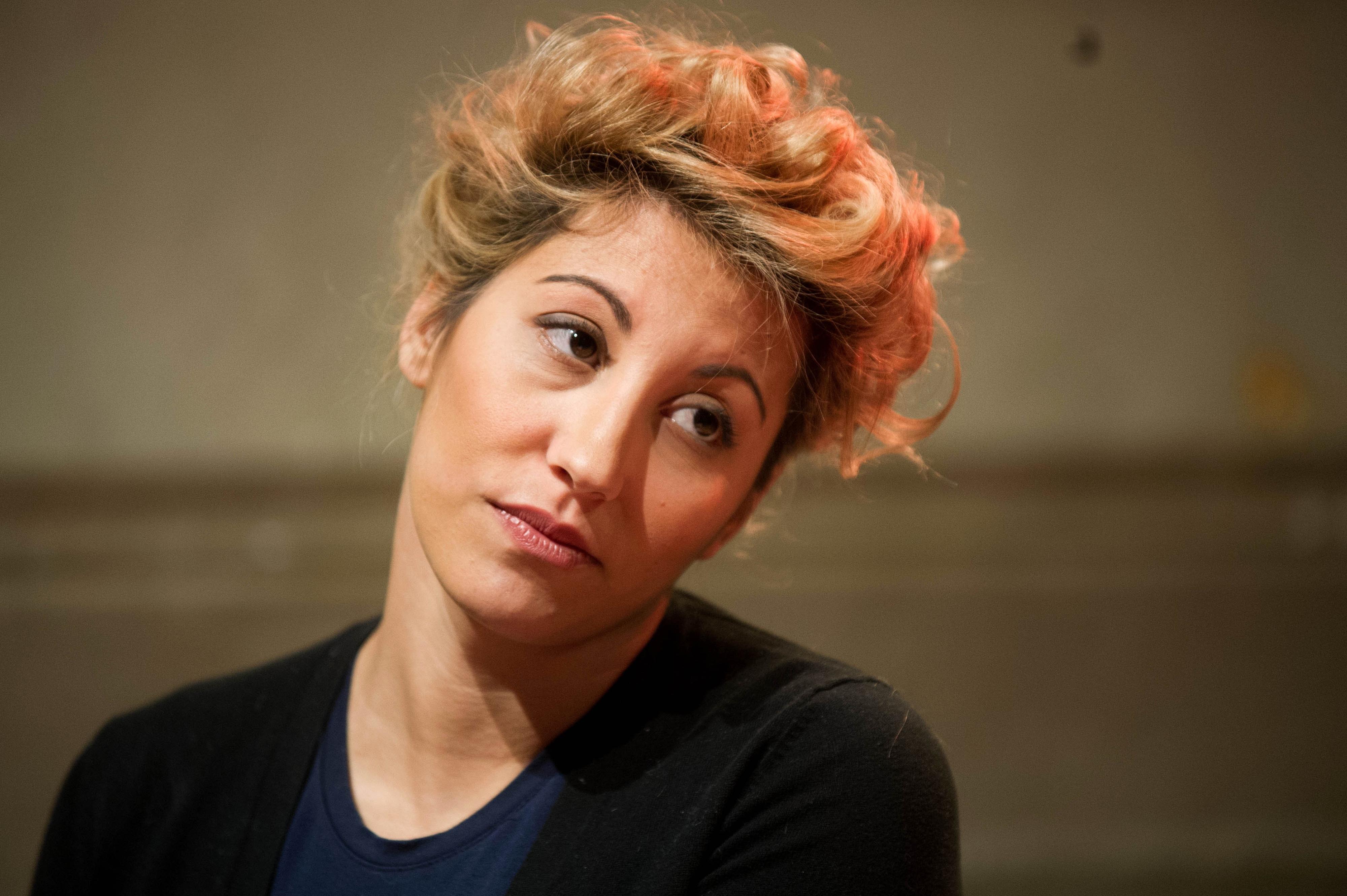 Malika Ayane torna nella sua Scala, l’artista canterà con le voci bianche. Poi il concerto dell’Accademia Malika Ayane torna nella sua Scala, l’artista canterà con le voci bianche. Poi il concerto dell’Accademia