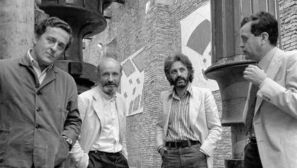 Il racconto fotografico di Lorenzo Capellini in mostra a Milano