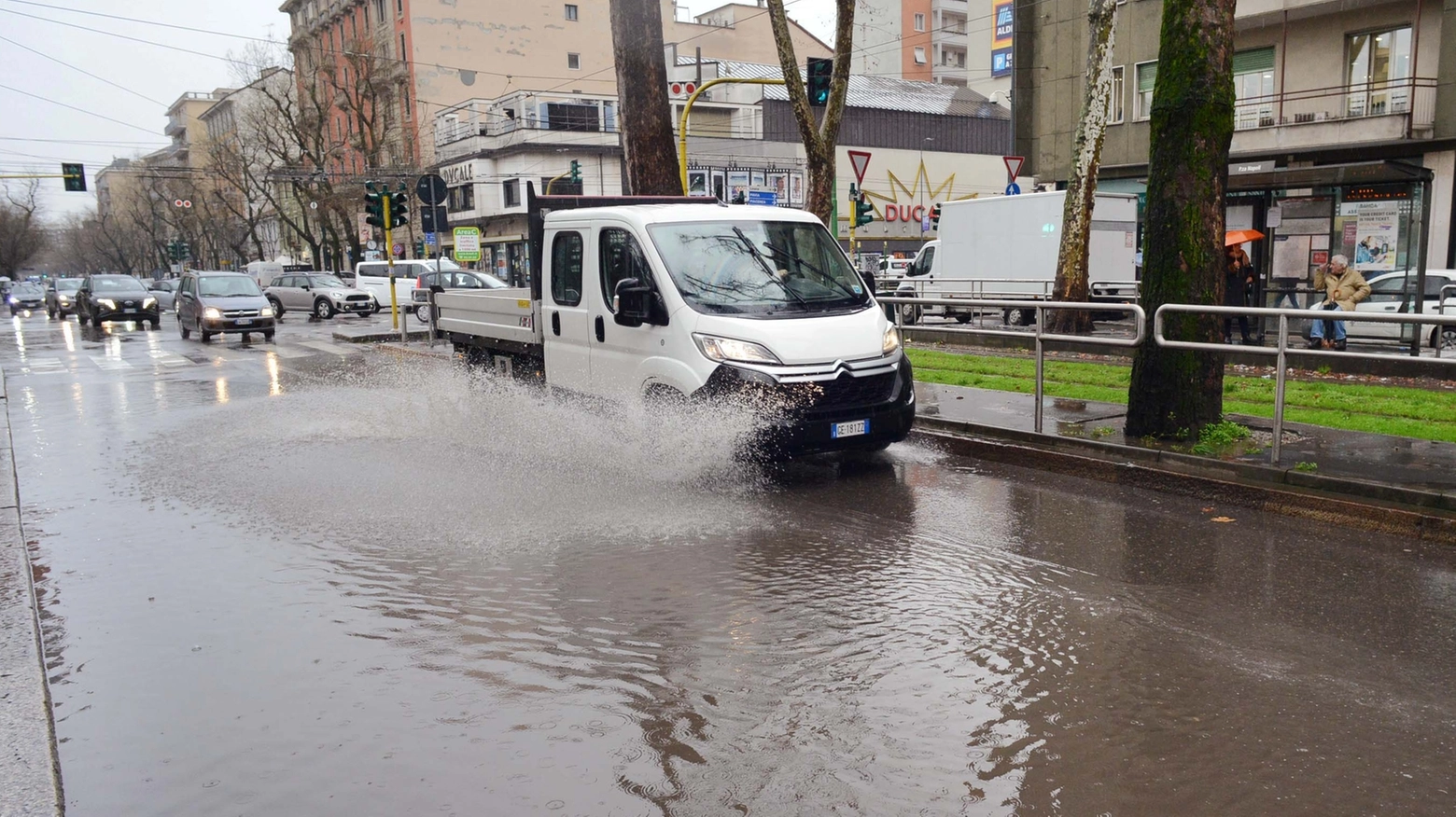 Allerta meteo in otto regioni (ma non in Lombardia). L’assessore Gramelli: “Attenzione, le piogge hanno causato un innalzamento dei livelli di fiumi e torrenti”