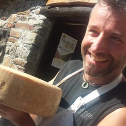 Come nasce il formaggio Silter Dop? Per scoprirlo c’è “Malghe aperte” in Valle Camonica