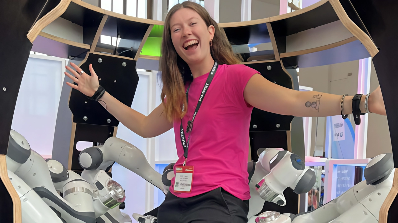 Greta Galli 23 anni nata a Fagnano Olona (Varese) tech influencer da 166mila follower su Instagram Greta Galli 23 anni nata a Fagnano Olona (Varese) tech influencer da 166mila follower su Instagram