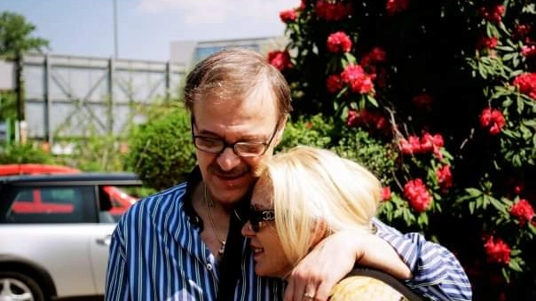 Renato Vallanzasca e Antonella D'Agostino in una foto d'epoca: i due amici di infanzia hanno divorziato dieci anni fa Renato Vallanzasca e Antonella D'Agostino in una foto d'epoca: i due amici di infanzia hanno divorziato dieci anni fa