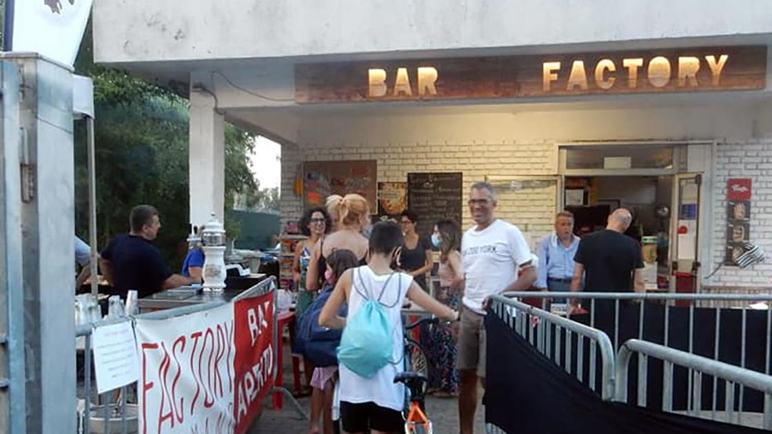 riaprirà presto il bar factory chiuso da anni