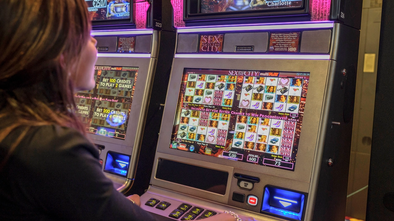Controlli a tappeto sul rispetto della normativa che regola l'utilizzo delle slot (Immagine d'archivio)