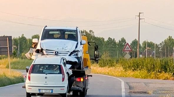 Pieve San Giacomo, Annunciata Neva viaggiava con il marito. Il cordoglio del sindaco