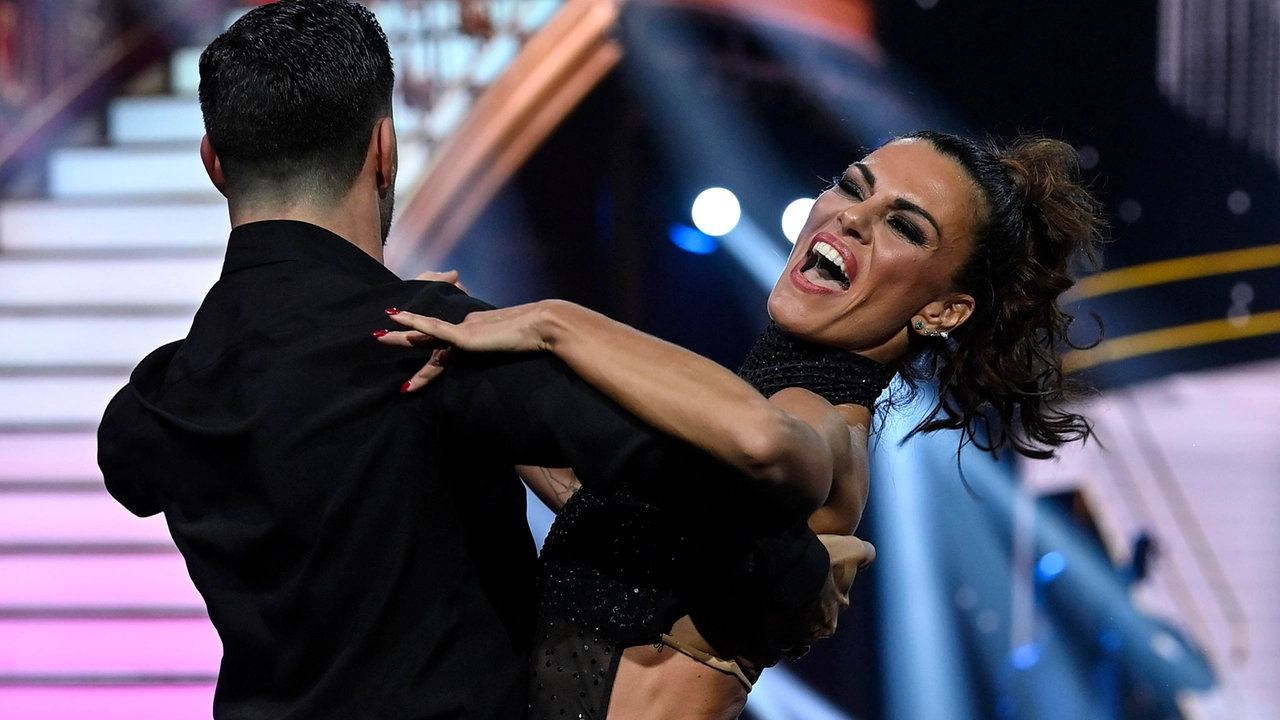 Ballando con le stelle, vince amore con Guaccero-Pernice