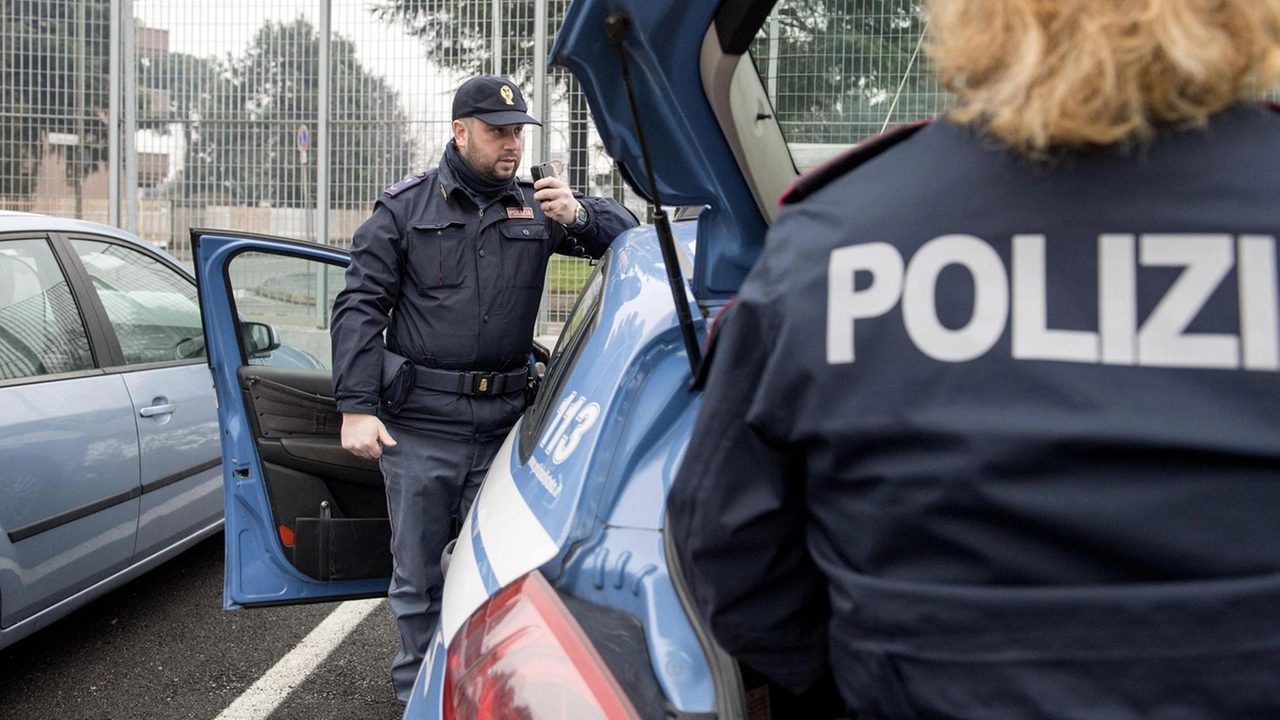 Il blitz è stato messo a segno dagli agenti del commissariato Lorenteggio