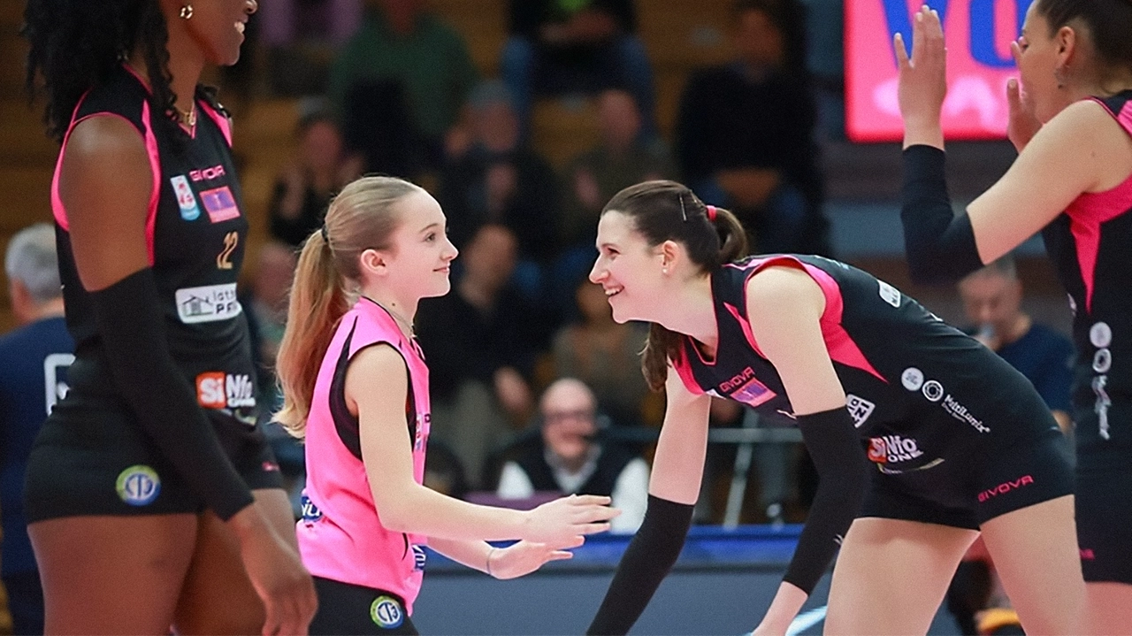 Arianna Manfredini a soli 13 anni, 4 mesi e 28 giorni è diventata la più giovane giocatrice a debuttare in Serie A