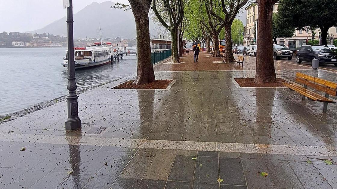 Lungolago riaperto da Ilgiorno.it lungolago riaperto un tratto breve per i primi riscontri