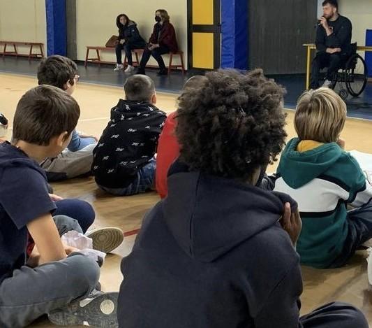 La scuola si rifà il look. Una nuova mensa da 2,3 milioni all’istituto Manzoni La scuola si rifà il look. Una nuova mensa da 2,3 milioni all’istituto Manzoni