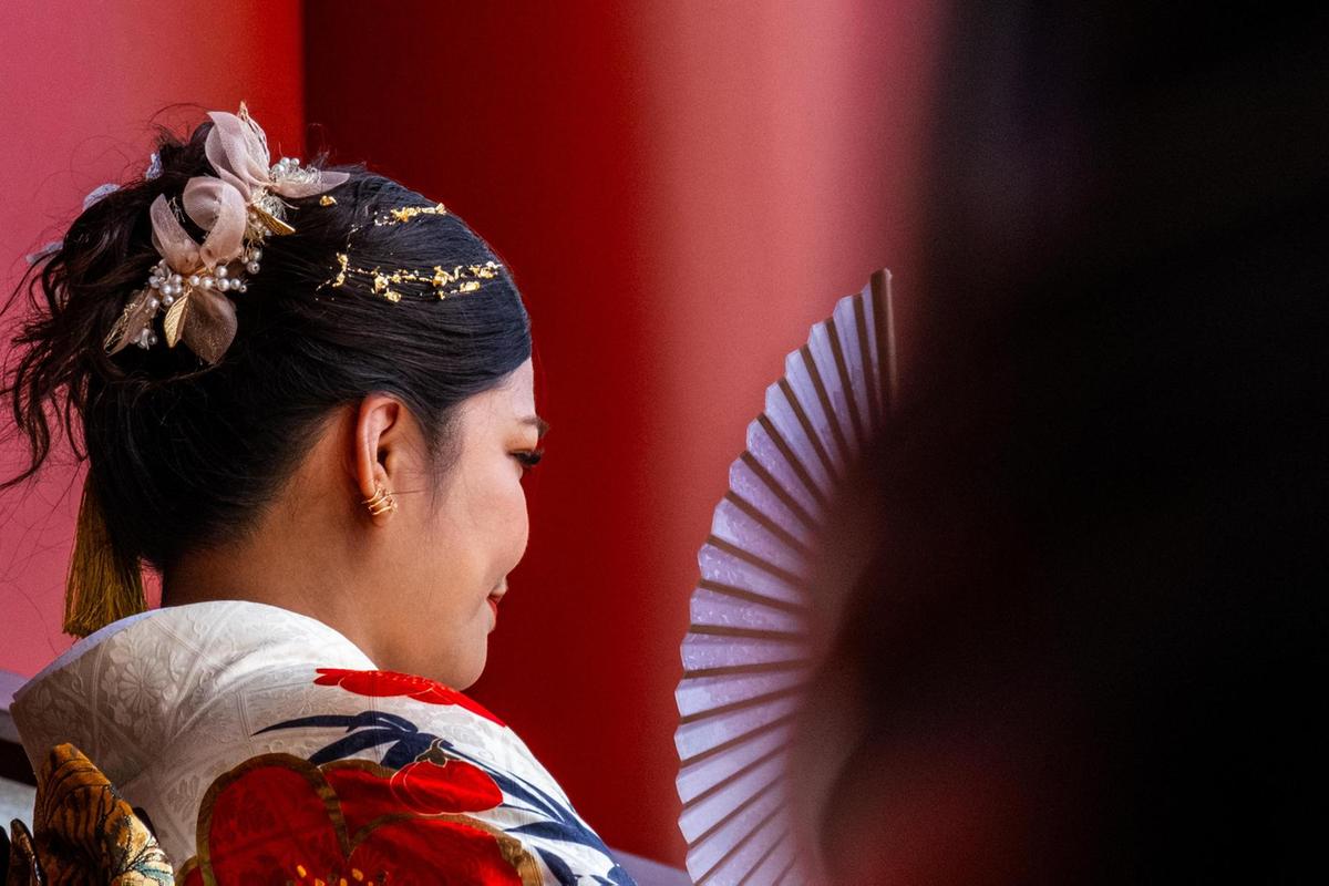 Il fascino del Giappone e le ferite riparate dall’arte d’oro del kintsugi