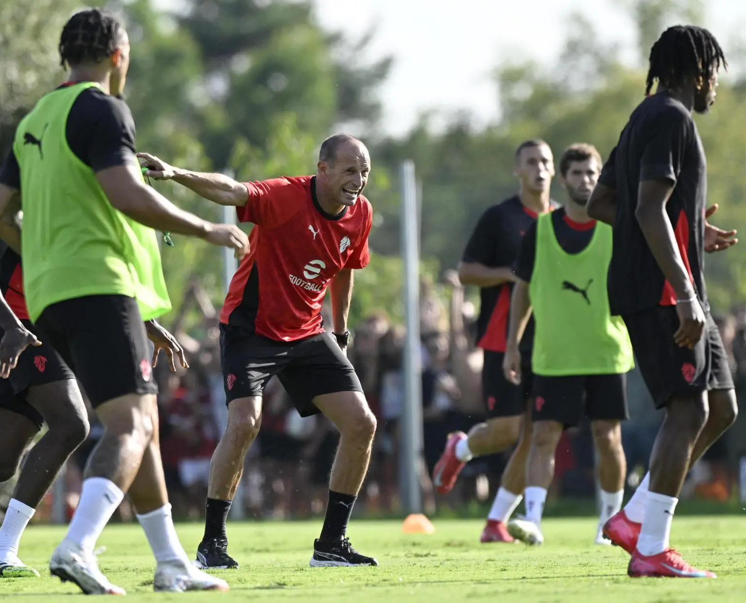 Primi gol del nuovo Milan. Ora si aspettano i rinforzi