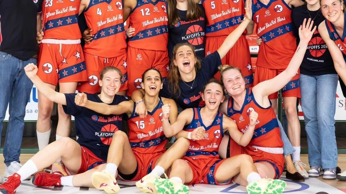 Per la prima volta, Milano Basket Stars e Sanga si sfideranno in un derby cittadino in Serie A2 femminile. Per la prima volta, Milano Basket Stars e Sanga si sfideranno in un derby cittadino in Serie A2 femminile.