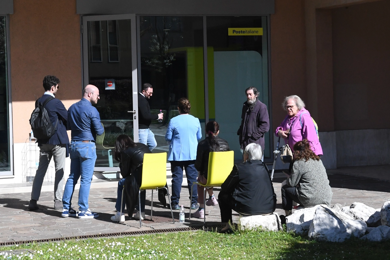 SAN DONATO -  UFFICIO POSTALE CHIUSO PER INTOSSICAZIONE