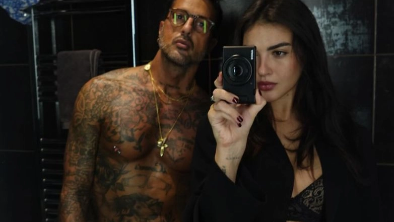 Sara Barbieri e Fabrizio Corona (Instagram)
