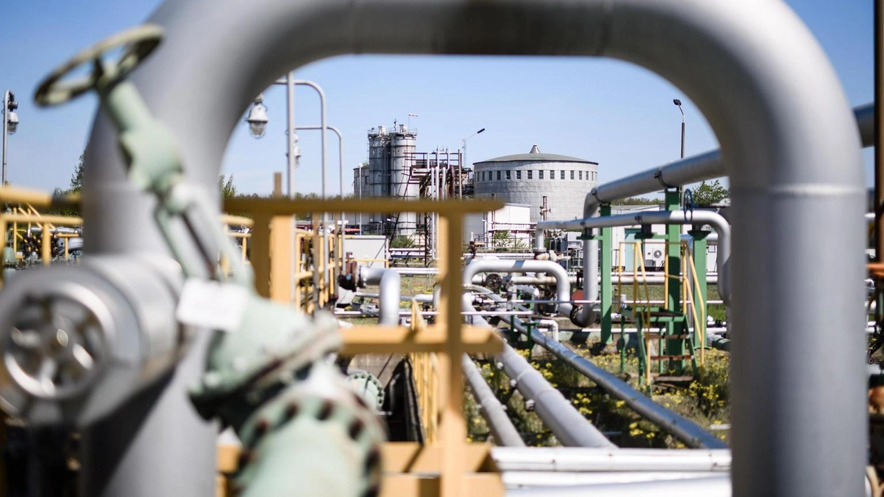 Mercati guardano a vertice Opec+ nel fine settimana