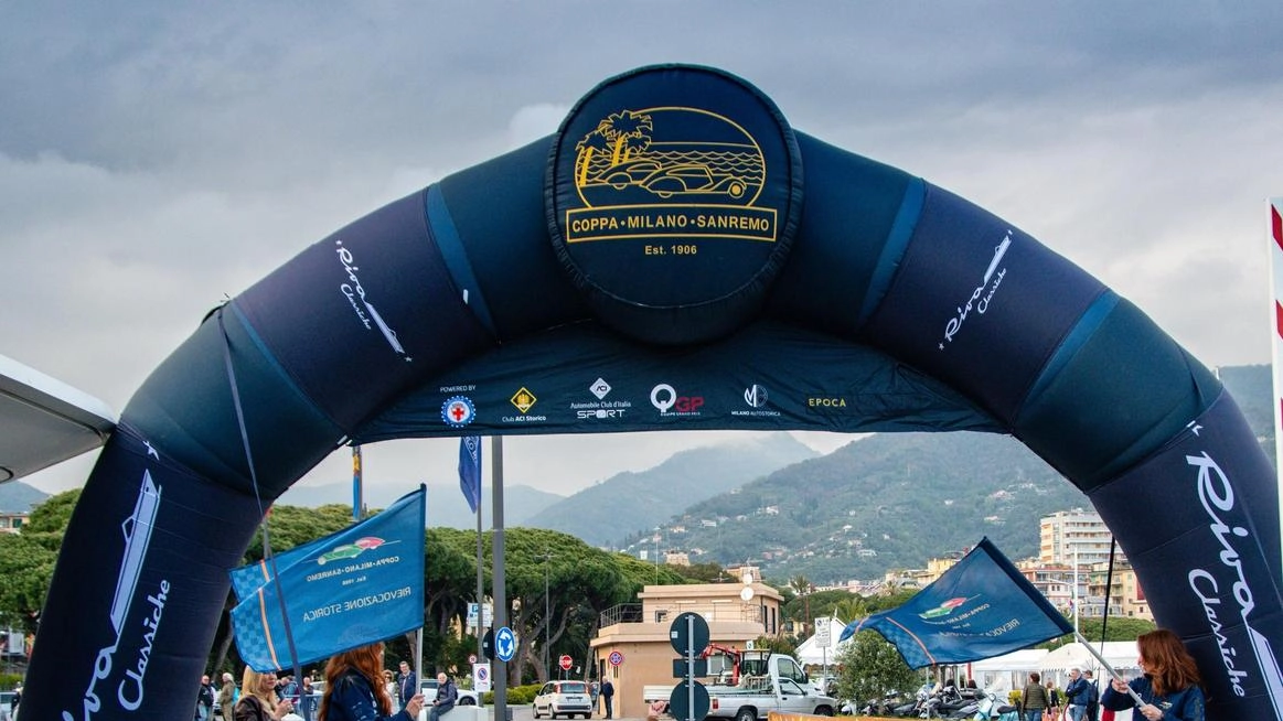 Lo spettacolo della Milano-Sanremo. Una regina cinese e il nuovo codice