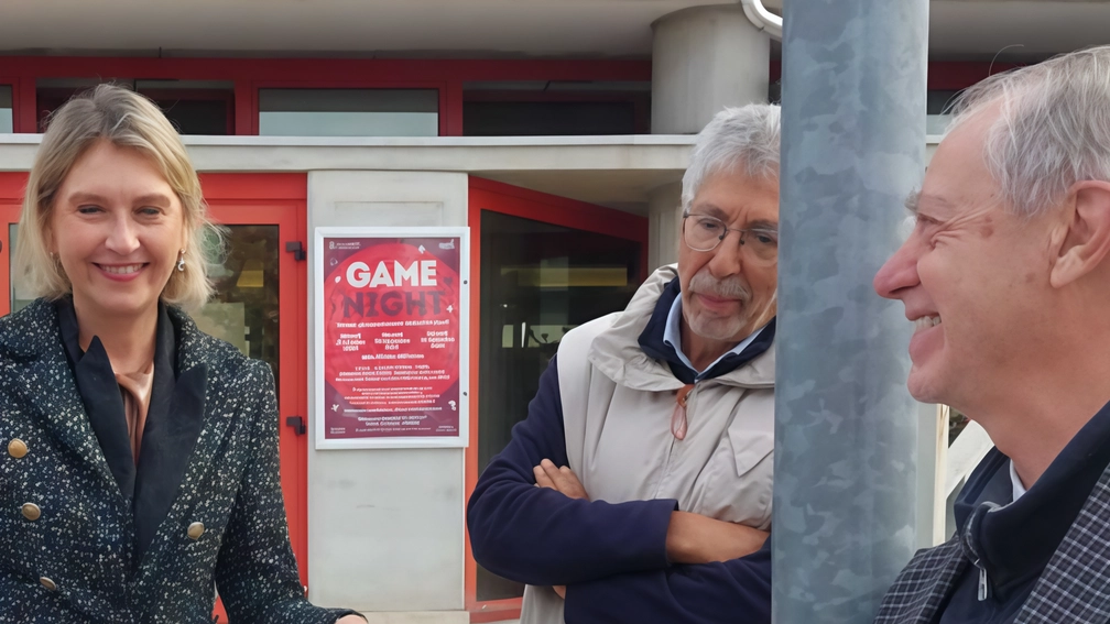Pioltello, il presidio in sala consiliare in occasione dell’assemblea dei sindaci