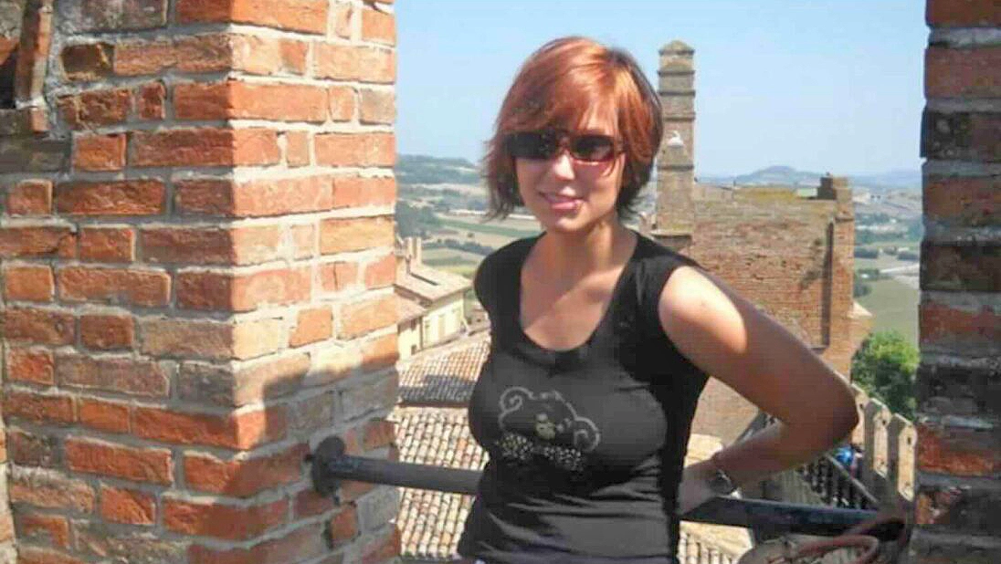 Sharon Verzeni, uccisa a coltellate nella notte il 29 e il 30 luglio a Terno d’Isola Sharon Verzeni, uccisa a coltellate nella notte il 29 e il 30 luglio a Terno d’Isola