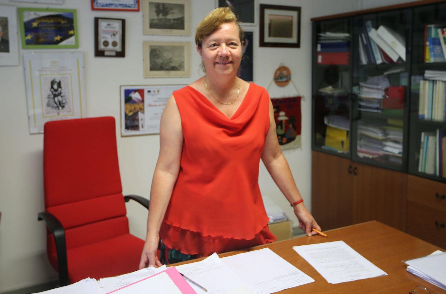 La “super preside” va in pensione: "La scuola stia al passo coi tempi" La “super preside” va in pensione: "La scuola stia al passo coi tempi"