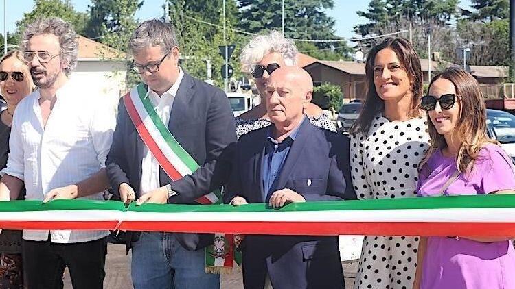 Sicurezza e arredo urbano. La nuova rotonda mette tutti d’accordo