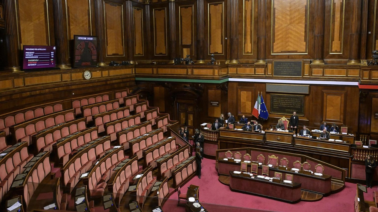 Nessuna correzione su sport e salute. Opposizioni, è pasticcio