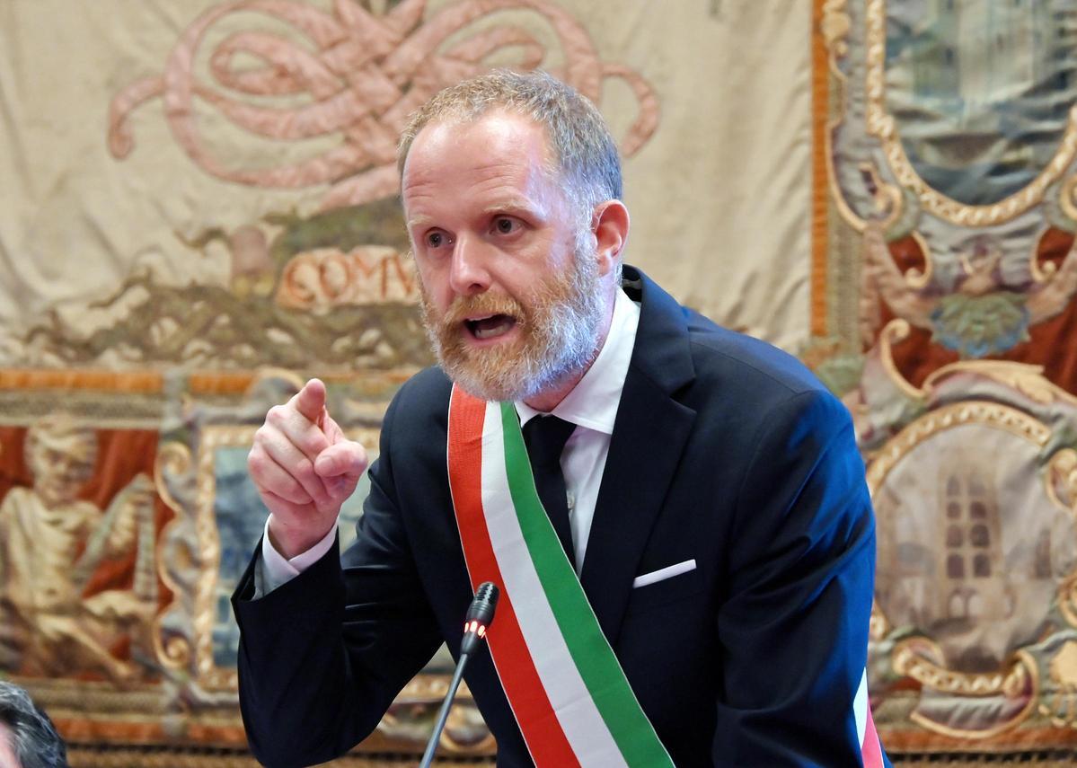 La scuola da chiudere: "Aberrante"