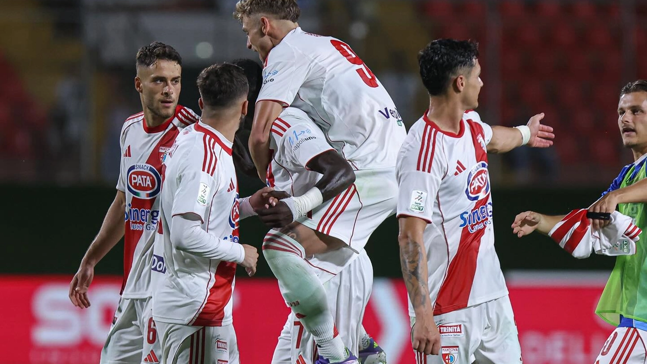 I biancorossi sono reduci dalla vittoria sul Pescara prima della sosta di campionato I biancorossi sono reduci dalla vittoria sul Pescara prima della sosta di campionato
