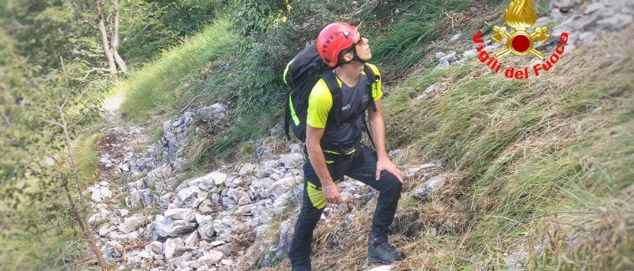 Frana sul Monte Resegone: rocce crollano sul sentiero e spezzano le catene di sicurezza degli escursionisti