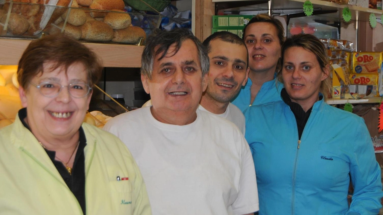 Ileana Bucci, il marito Angelo Buccelli e i figli Alessandro, Claudia e Valeria Ileana Bucci, il marito Angelo Buccelli e i figli Alessandro, Claudia e Valeria